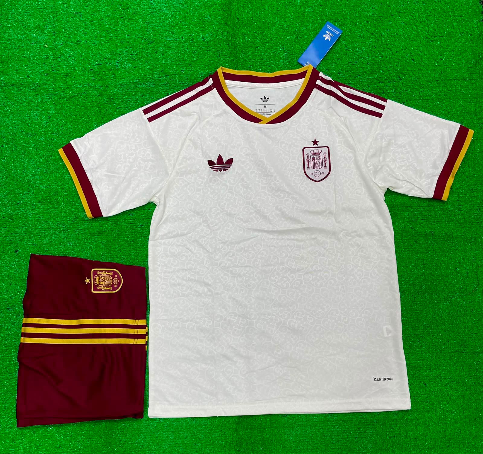 Spain Away Jersey Set view 2