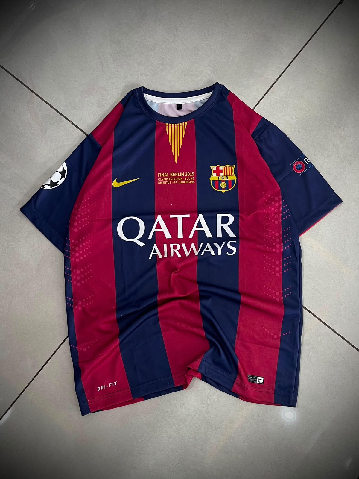 BARCELONA RETRO 2014-15 HOME NEYMAR JR  view 2