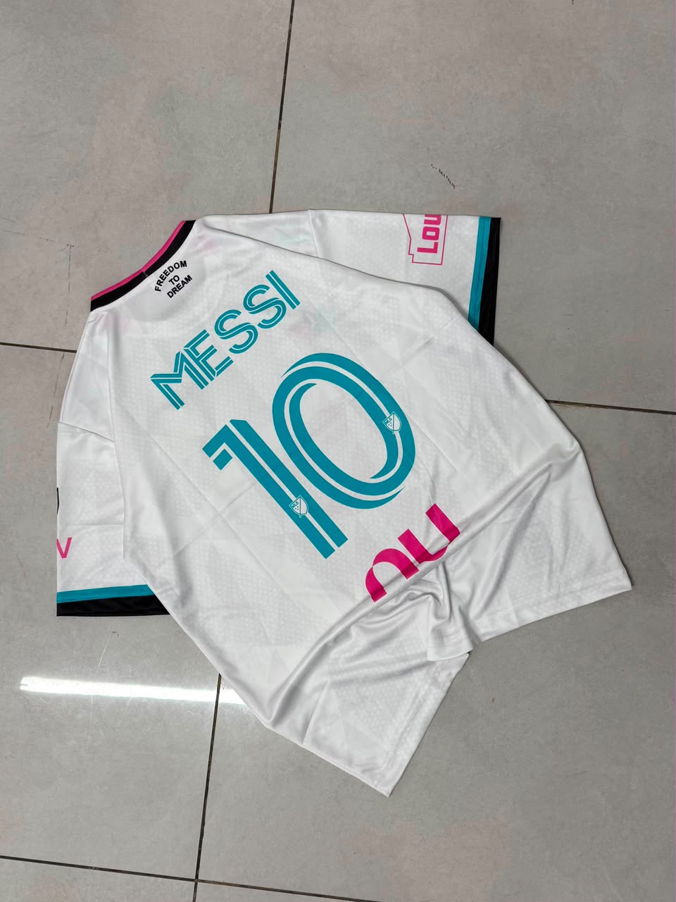 INTER MIAMI THIRD JERSEY MESSI – EMBROIDERY view 5